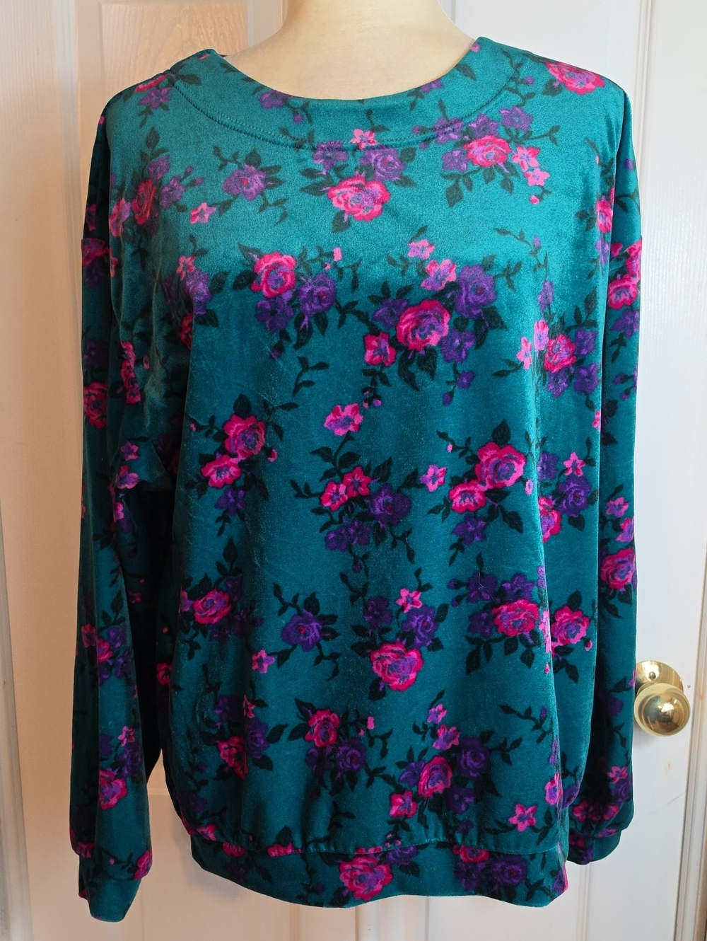 Jaclyn Smith Velvet Blouse